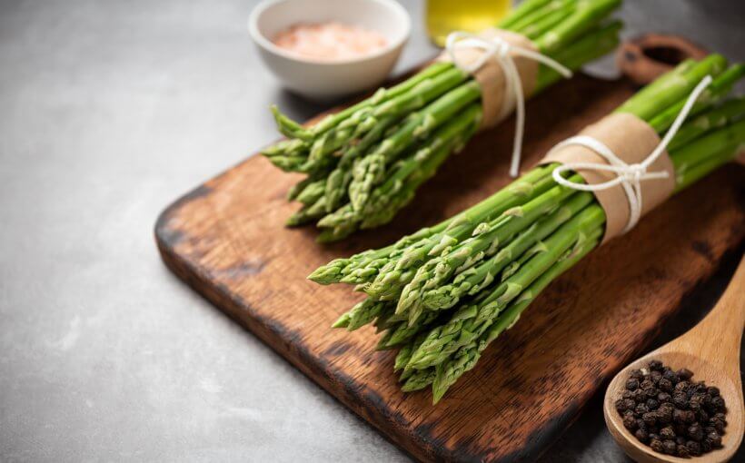 Hoe lang moeten asperges koken?